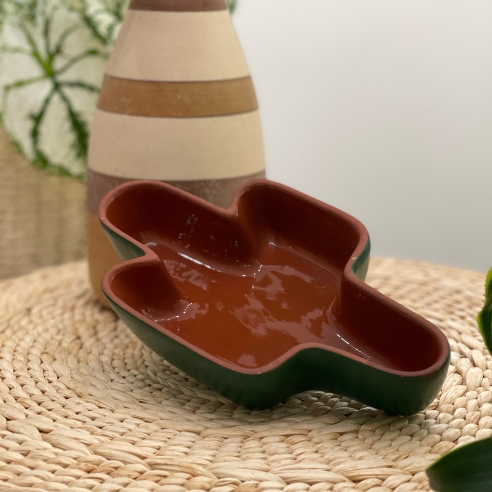 🌵Cactus Pottery Dish🌵 - Picture 7 of 7